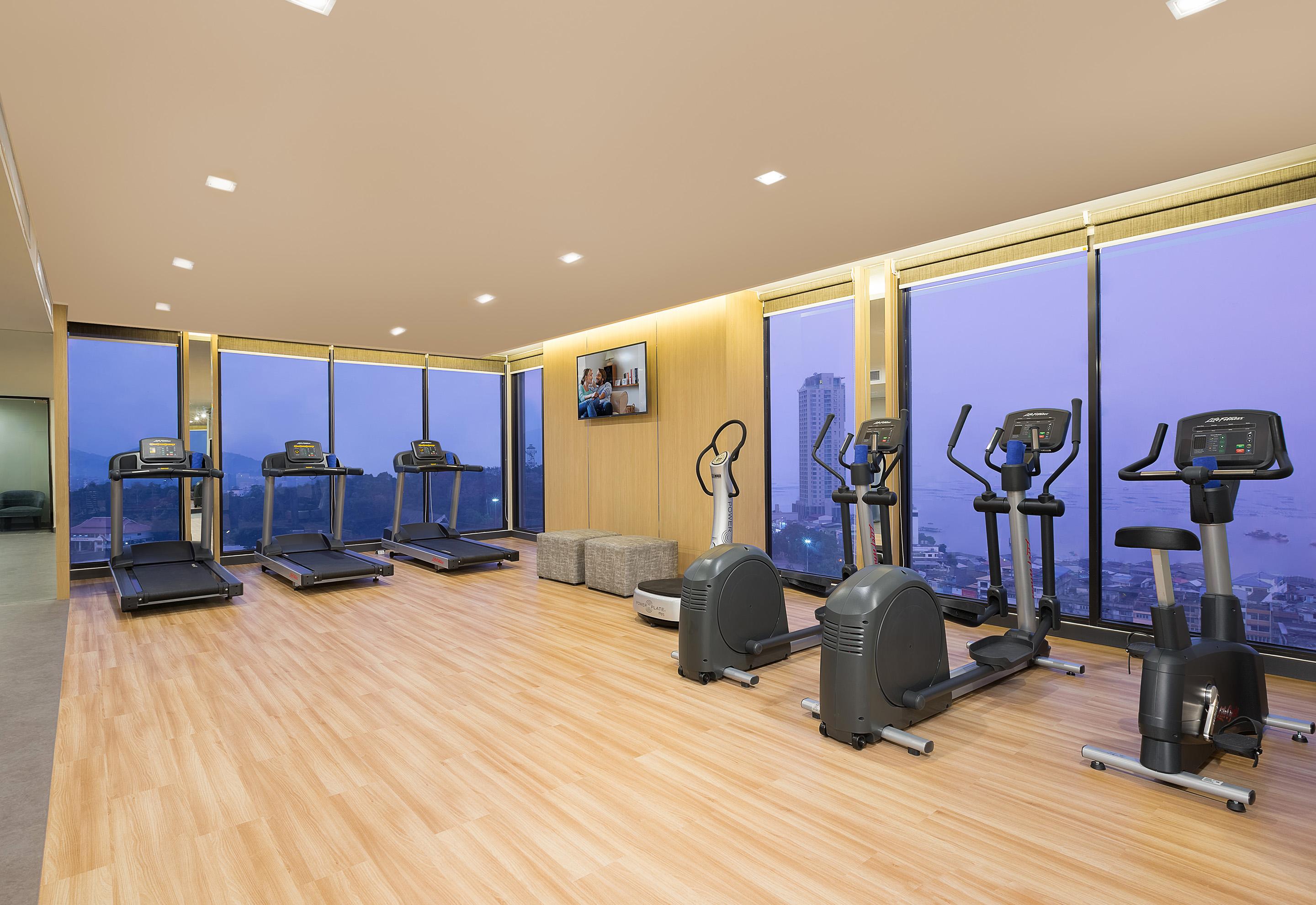Somerset Harbourview Sri Racha Si Racha Exterior photo